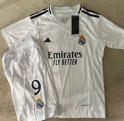 REAL MADRID YOUTH MEDIUM 24/25 REAL MADRID Mbappe Home Jersey SIZE 26