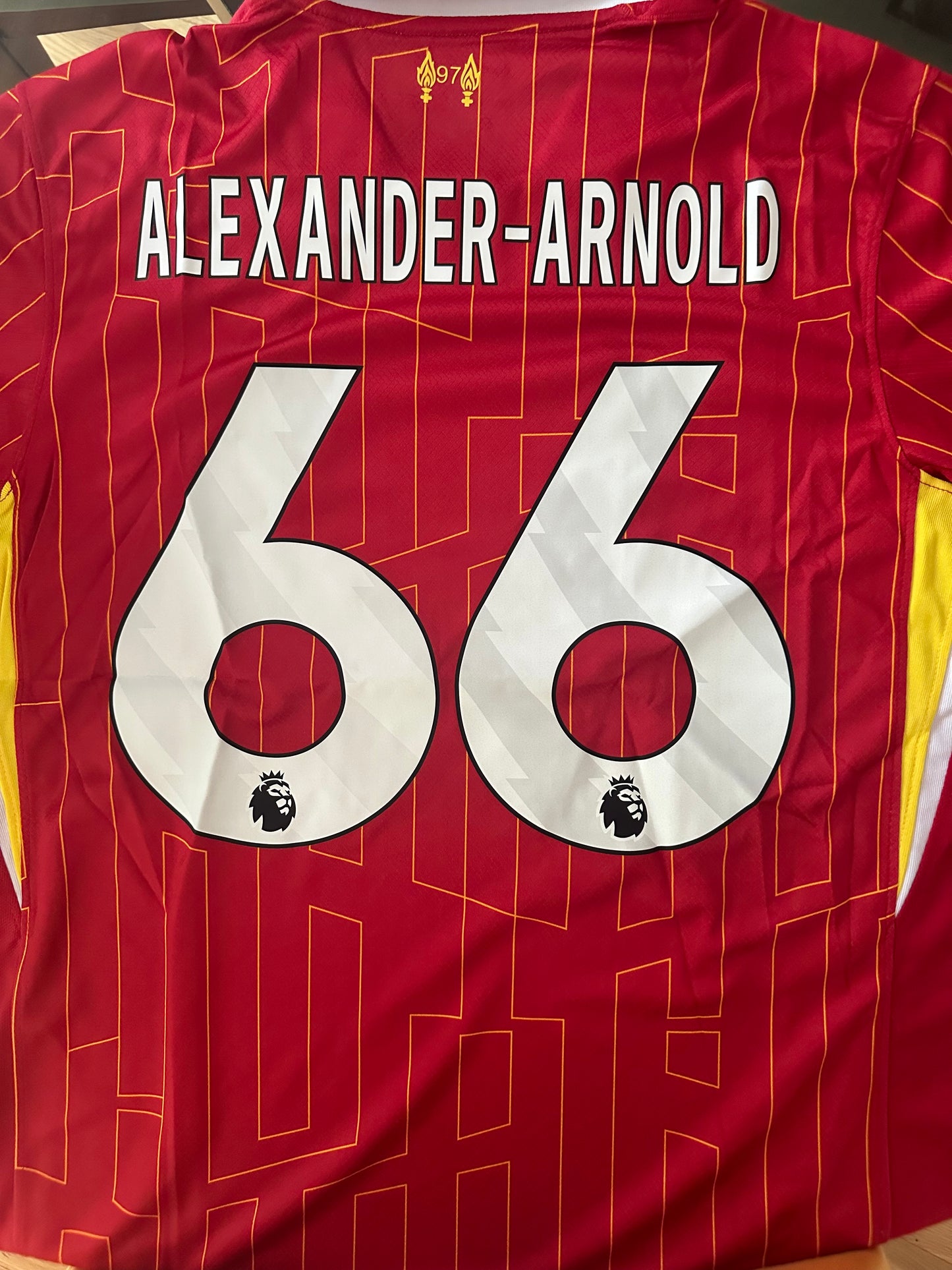 LIVERPOOL ADULT 24/25 Liverpool Trent Alexander Arnold Adult Medium