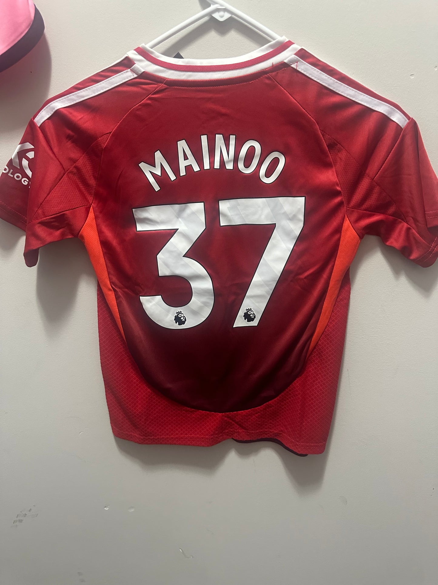 MAN UNITED Home K Mainoo size YOUTH MEDIUM