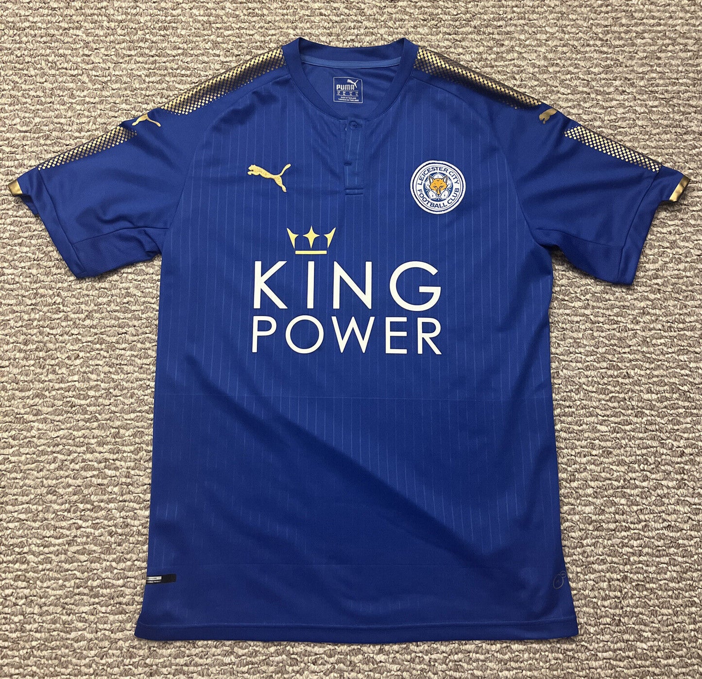 LEICESTER CITY FC JAMIE VARDY SOCCER JERSEY KING POWER AUTHENTIC. Size L